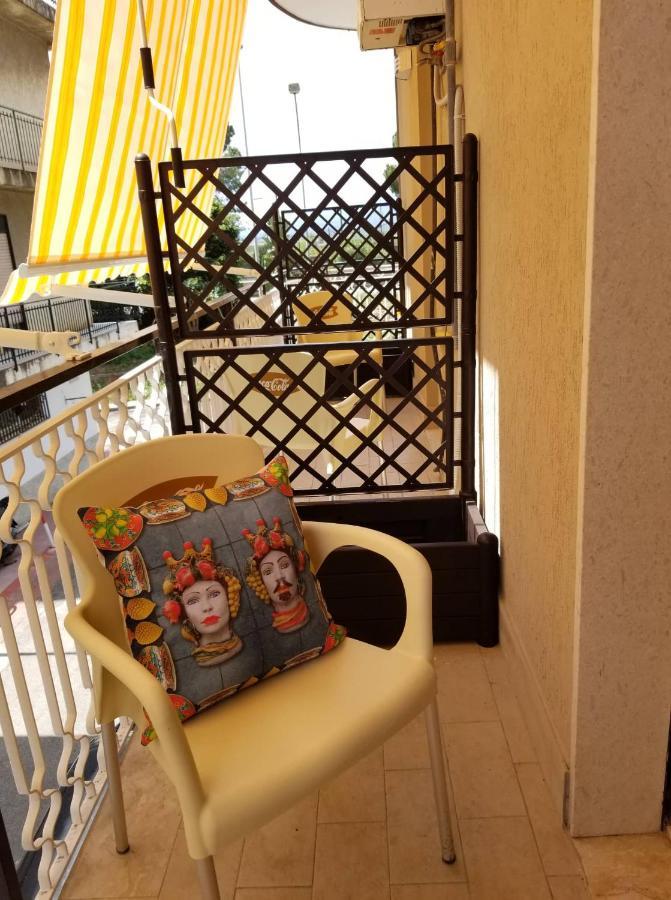 Giori Bed & Breakfast จีอาร์ดีนี นักซอส ภายนอก รูปภาพ